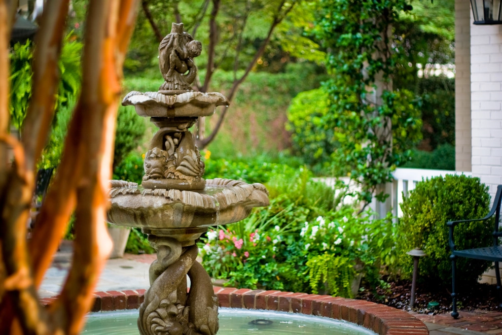 MYERS PARK CHARLESTON COURTYARD by Coogan's Design Build - Photo 7
