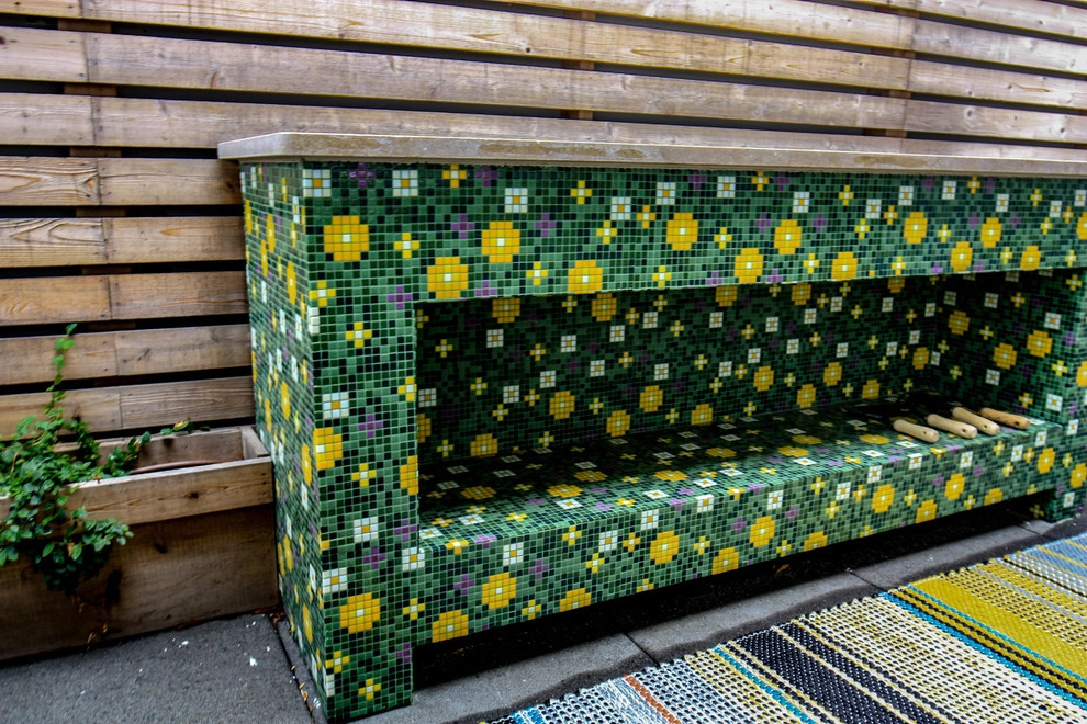 HIGH RISE PATIO GARDEN by Coogan's Design Build - Photo 5