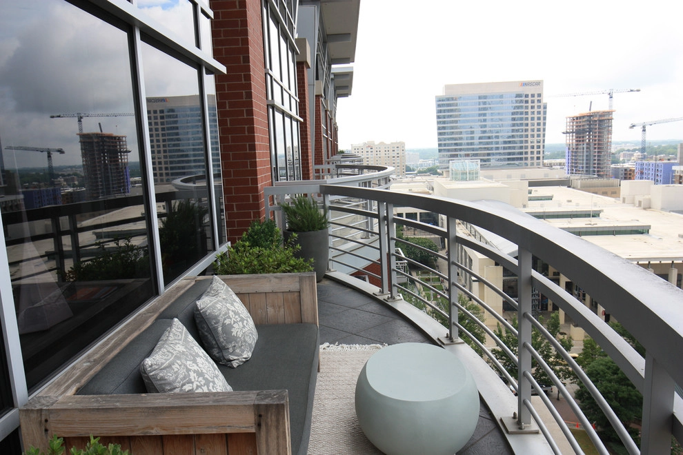 HIGH RISE PATIO GARDEN by Coogan's Design Build - Photo 18