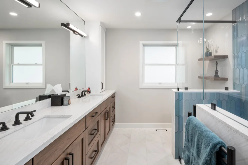 Modernizing the Old World - Santa Cruz by Lewis Design-Build-Remodel - Photo 11