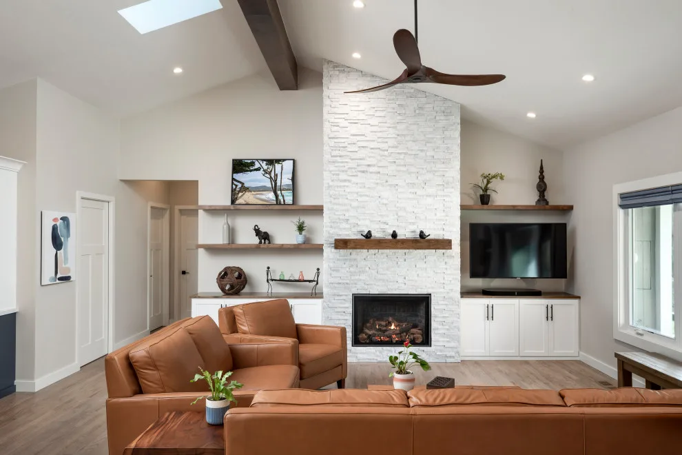 Modernizing the Old World - Santa Cruz by Lewis Design-Build-Remodel - Photo 5