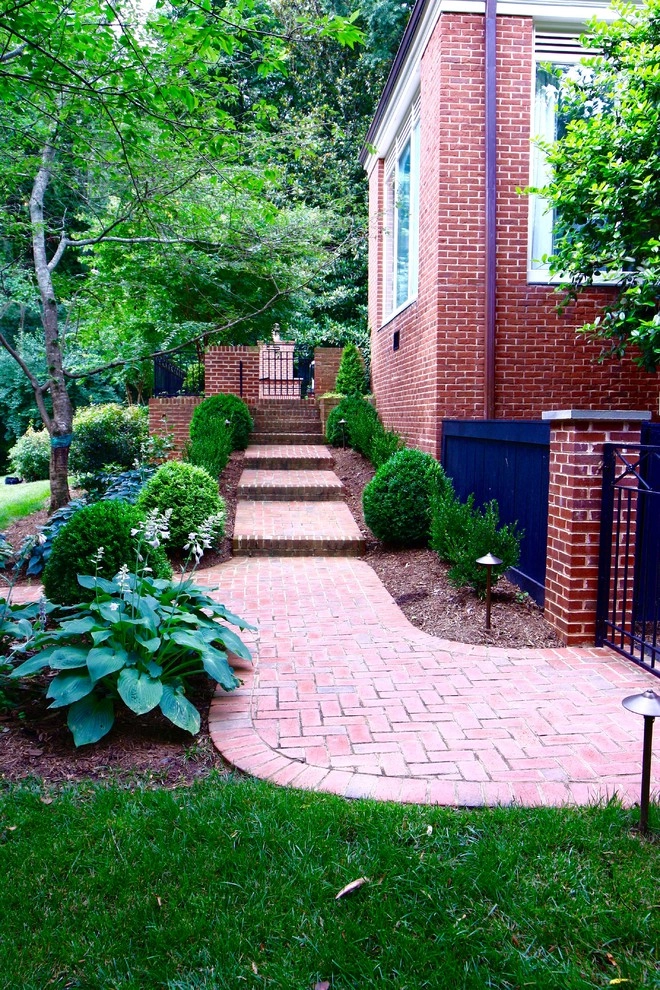 CHARMING SOUTHERN COURTYARD by Coogan's Design Build - Photo 15