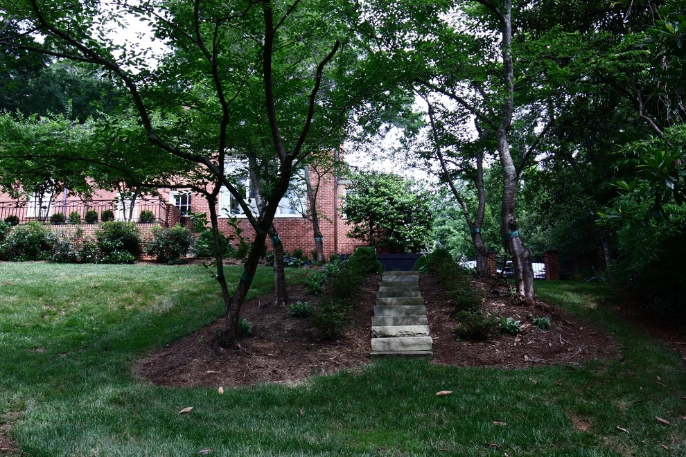 CHARMING SOUTHERN COURTYARD by Coogan's Design Build - Photo 9