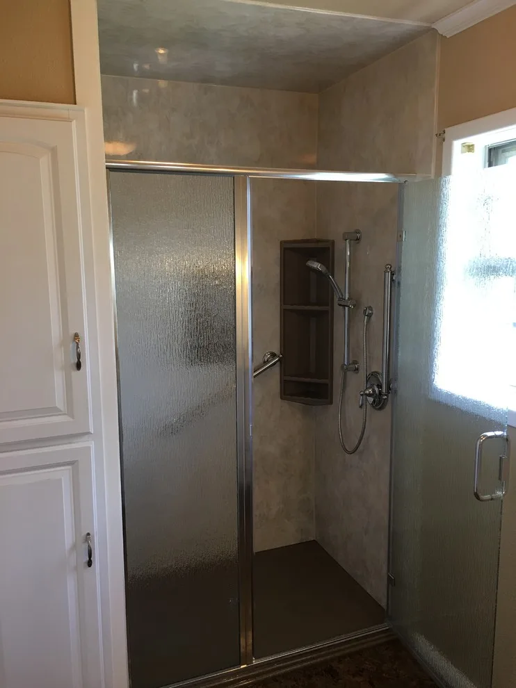 Renovation in Olton, Texas by Bath Innovations By LHG - Photo 4