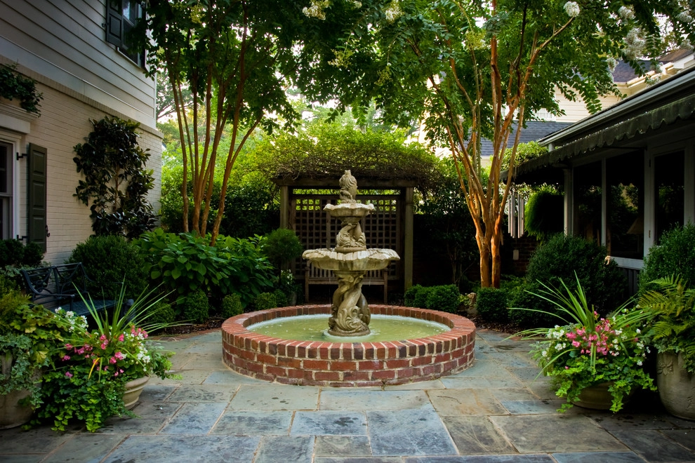 MYERS PARK CHARLESTON COURTYARD by Coogan's Design Build - Photo 6