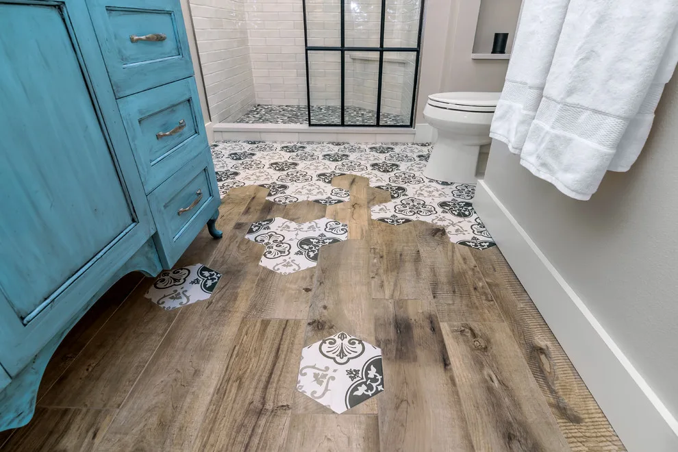 Onion Creek Complete Home Renovation by New Creations Custom Kitchen And Bath - Photo 4