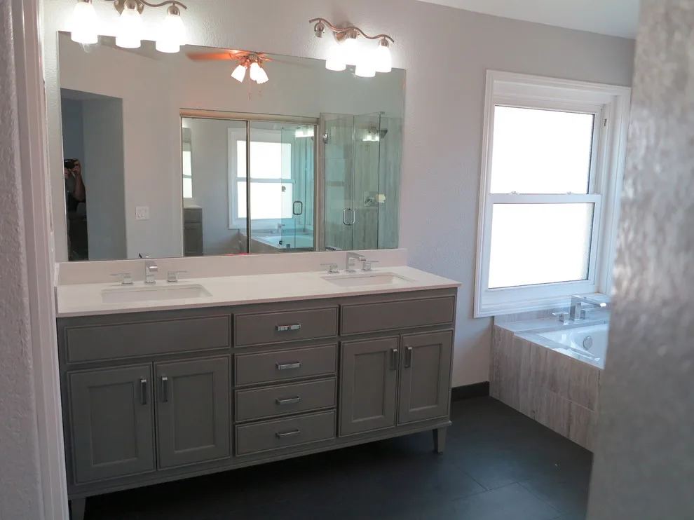 Ontario Luxury Bathroom by SNC Construction & Home Improvements INC. - Photo 9