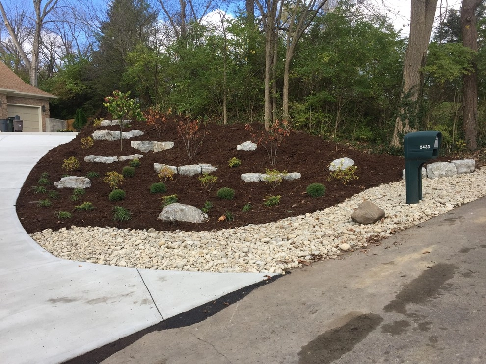 Lakeview Hillside Installation by Country Club Landscaping - Photo 2