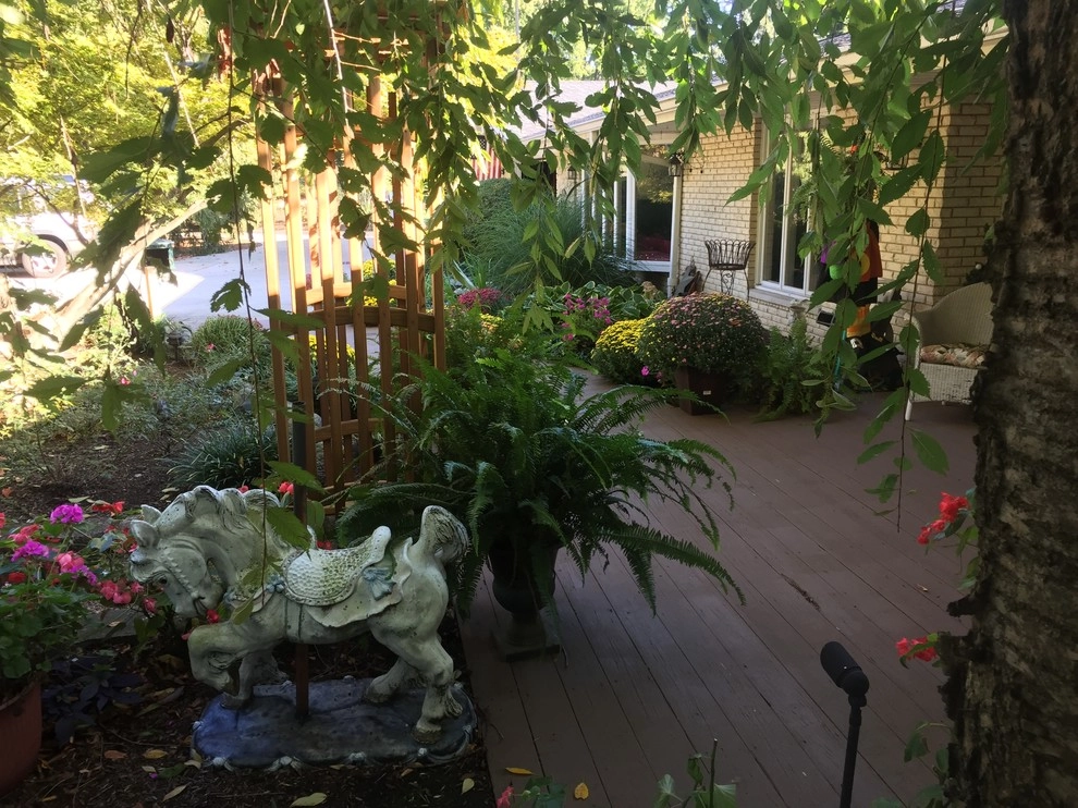 Country Club Landscaping - Photo 2