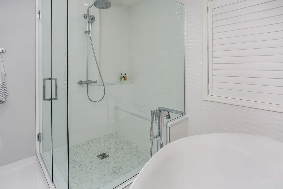 360 Construction & Design - Photo 3