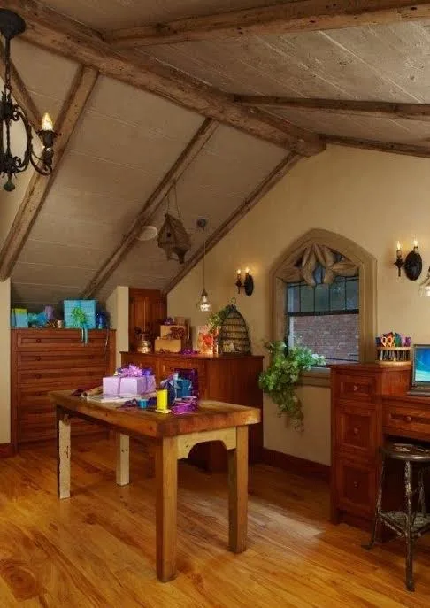J Willis Company - Photo 11