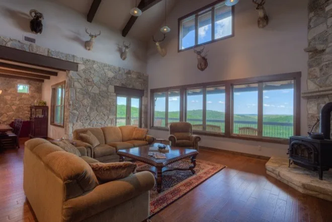Lounge Areas by Dyal Custom Homes - Photo 6