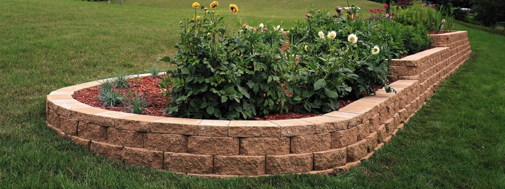Hardscaping by Harrinson's Landscaping - Photo 2