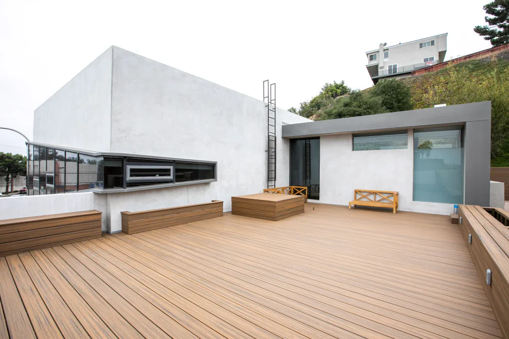 Outerknown - rooftop transformation by SB Construction & Remodeling - Photo 12