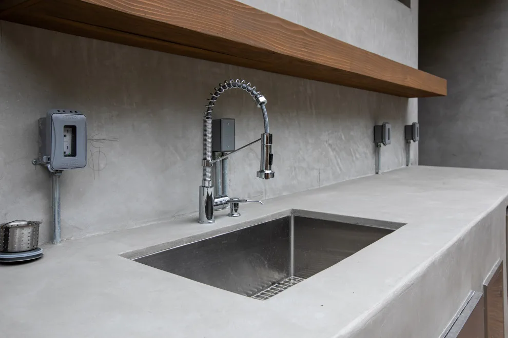 Outerknown - rooftop transformation by SB Construction & Remodeling - Photo 14