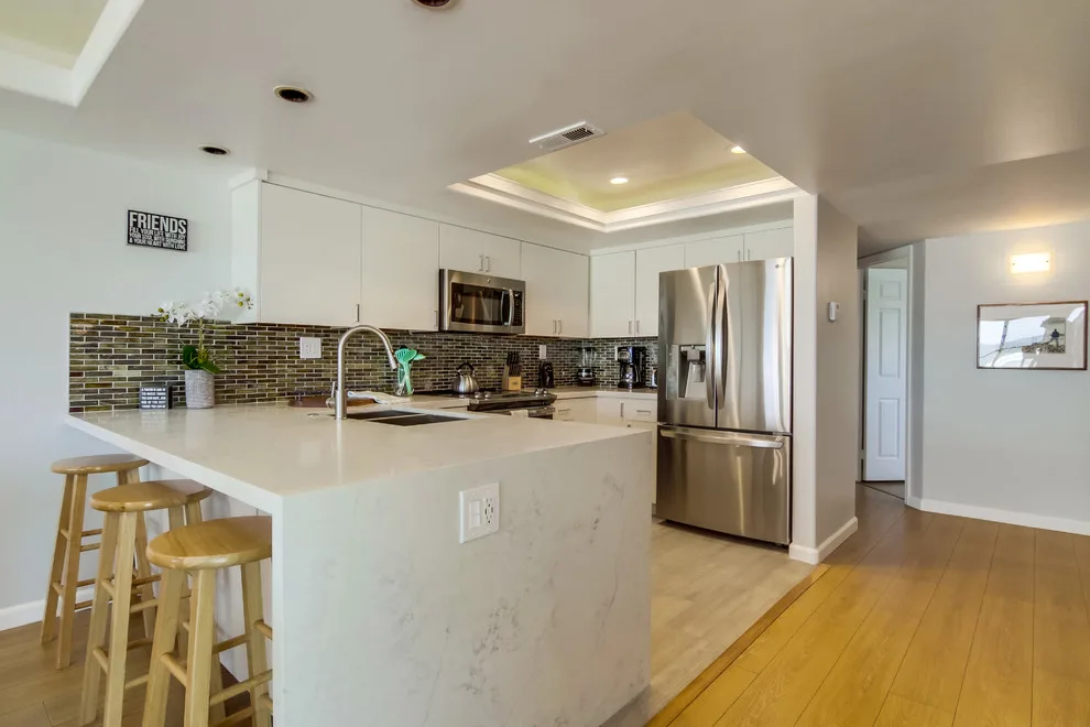 Pacific Beach Promenade by Rendon Construction - Photo 6