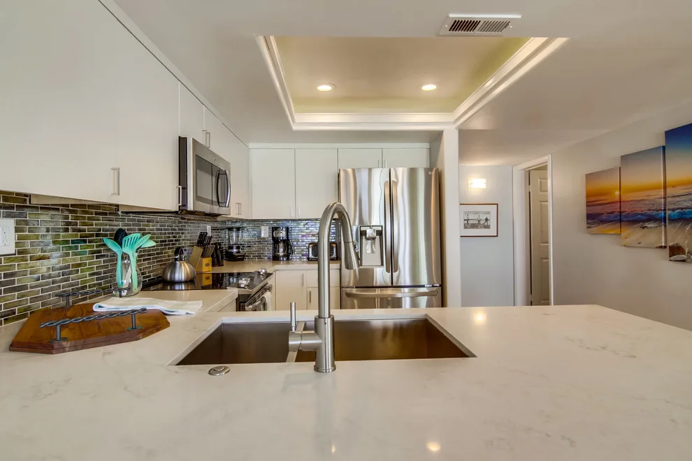Pacific Beach Promenade by Rendon Construction - Photo 10