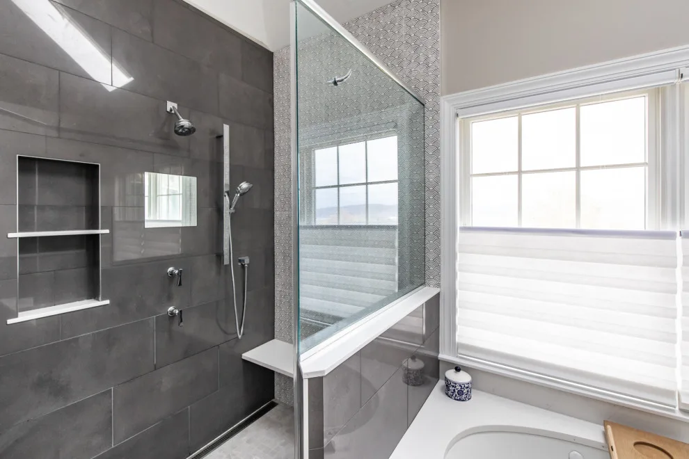 Center Valley PA Palazzo Master Bathroom by Agentis Kitchen & Bath - Photo 3