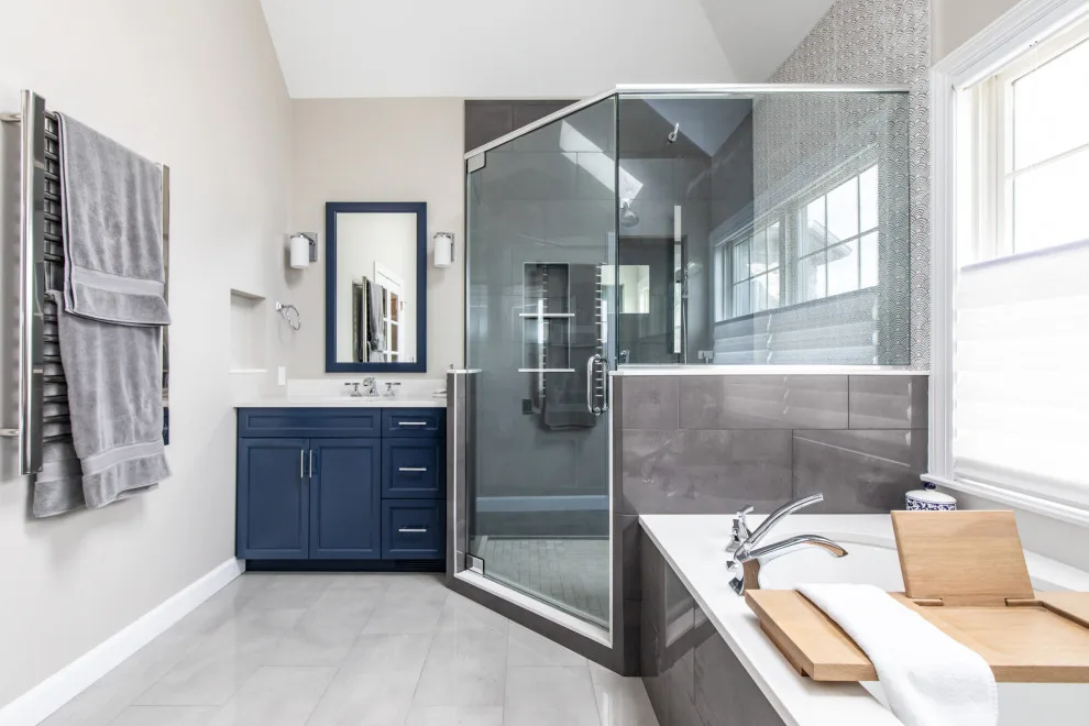 Center Valley PA Palazzo Master Bathroom by Agentis Kitchen & Bath - Photo 5