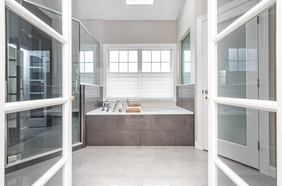 Center Valley PA Palazzo Master Bathroom by Agentis Kitchen & Bath - Photo 4
