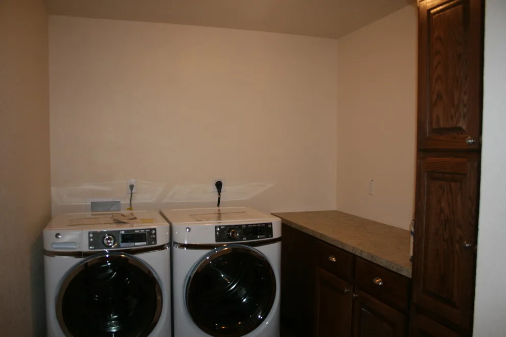 Victory Homes - Photo 12