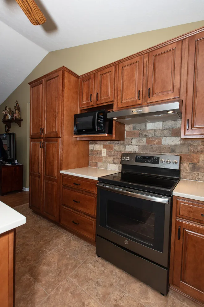 PARKAY PL Kitchen by AWS Remodeling And Design - Photo 2