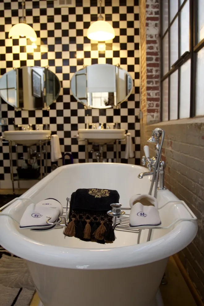 Piedmont Leaf Lofts: Primary and Secondary Bathrooms by Timber And Stone Renovations, Inc. - Photo 24