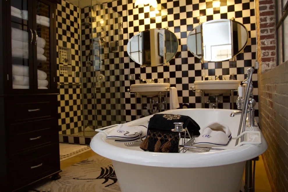 Piedmont Leaf Lofts: Primary and Secondary Bathrooms by Timber And Stone Renovations, Inc. - Photo 11