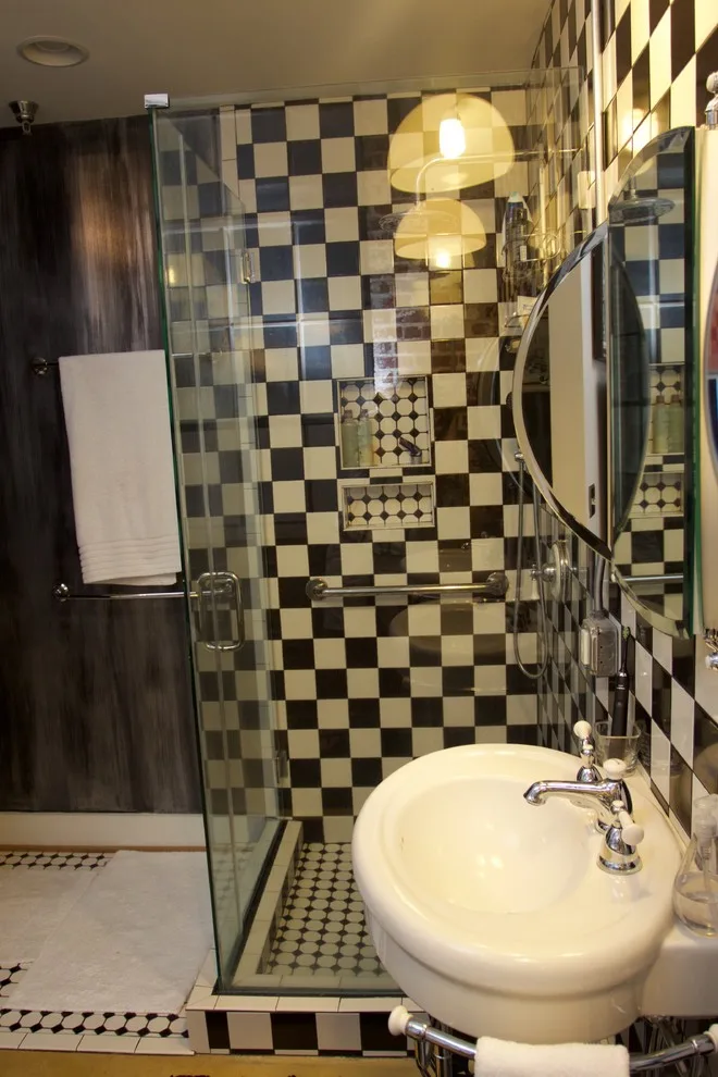 Piedmont Leaf Lofts: Primary and Secondary Bathrooms by Timber And Stone Renovations, Inc. - Photo 3
