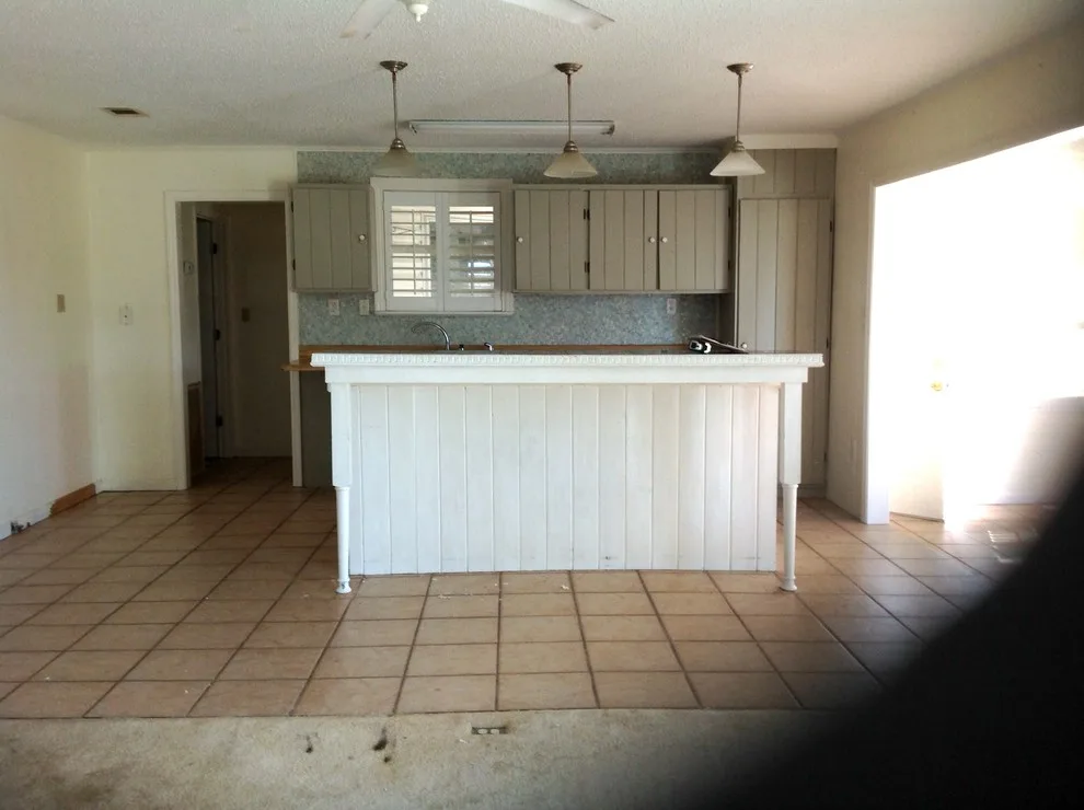 Cabs And Counters - Photo 9