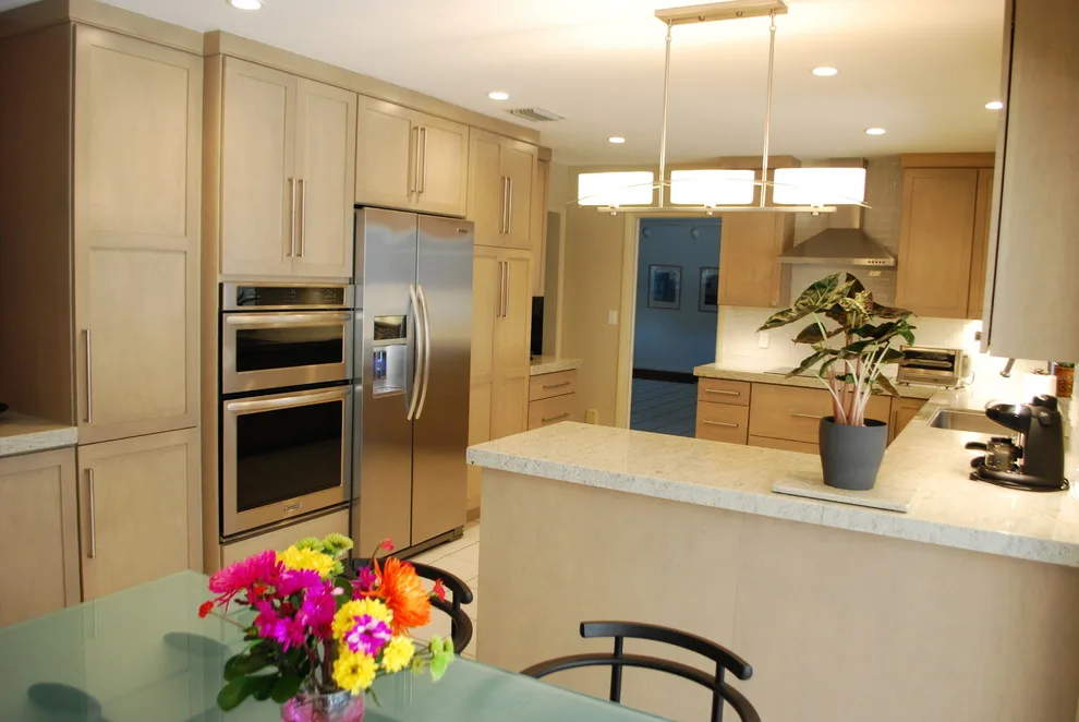 Modern Pinecrest Kitchen by Eleet Fine American Cabinetry - Photo 6
