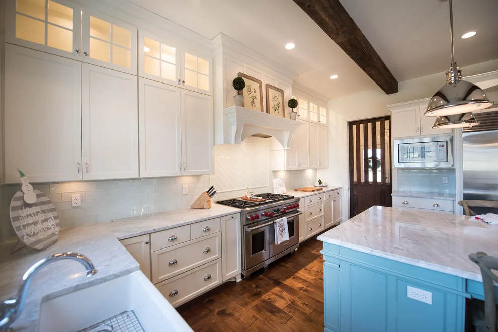 White Flat Panel Kitchen by Walters Cabinets, Inc. - Photo 10