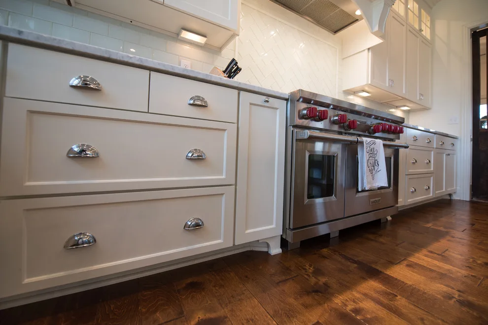 White Flat Panel Kitchen by Walters Cabinets, Inc. - Photo 9