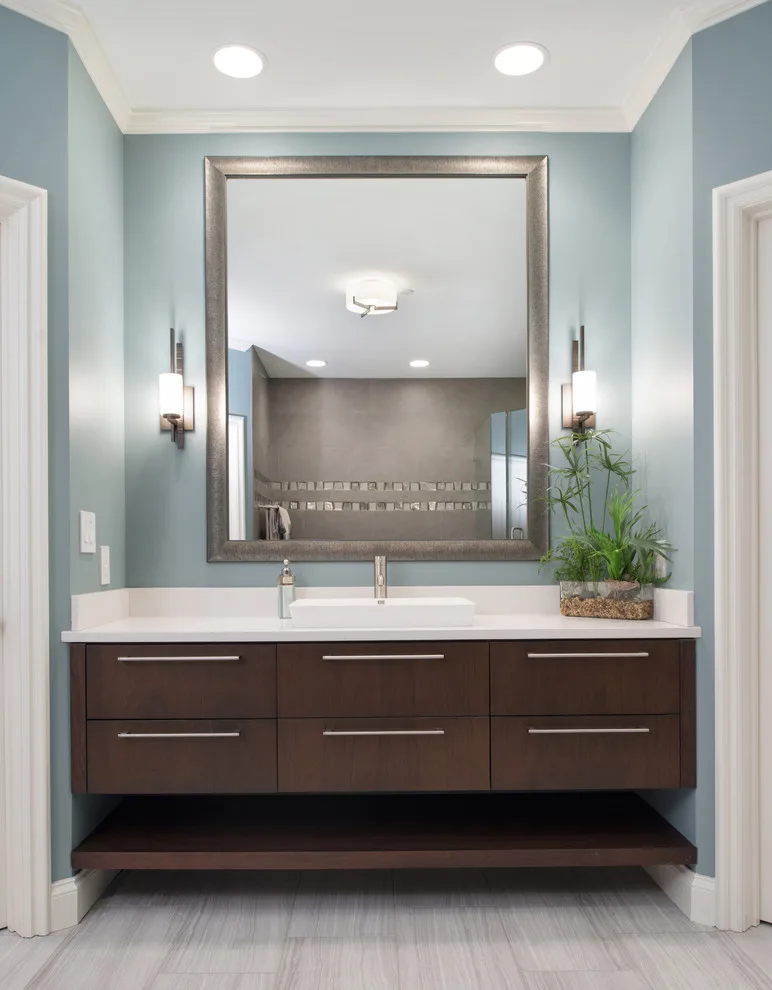 Plaza Condo Renovation 2 by Kitchen Studio: Kansas City - Photo 5