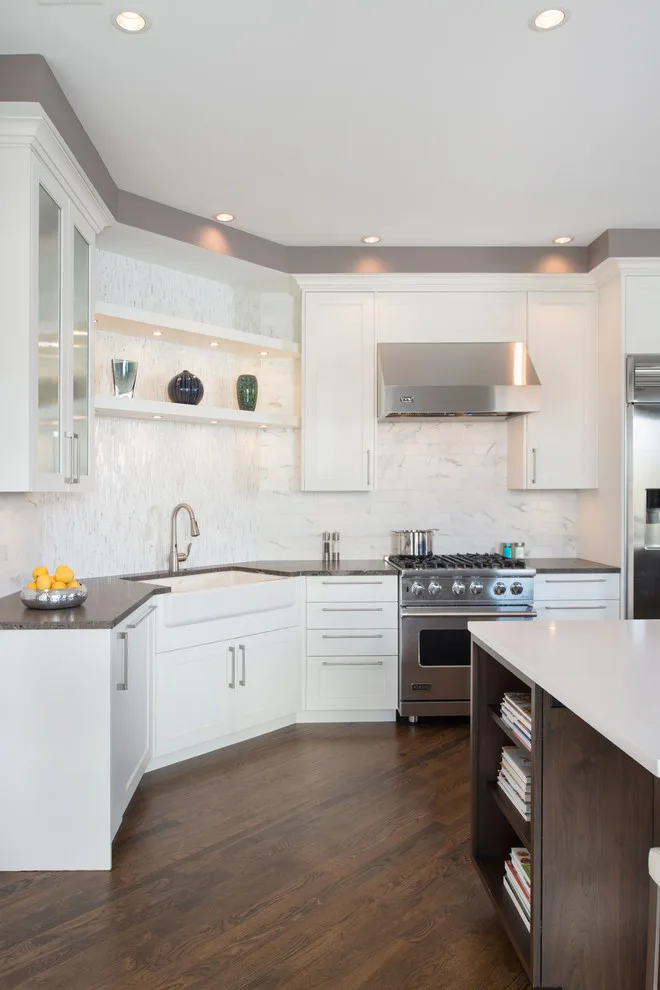 Plaza Condo Renovation 2 by Kitchen Studio: Kansas City - Photo 3