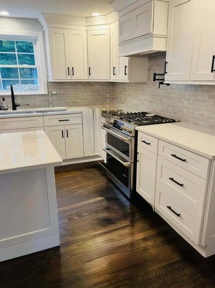 Plymouth Renovation by Quinlan And Company - KITCHEN & BATH WORKS - Photo 2