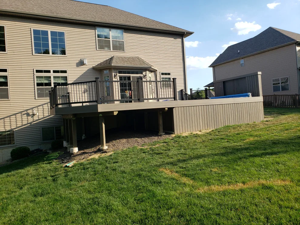 Deck by the Poolside by Peoria Tile And Carpenters - Photo 2