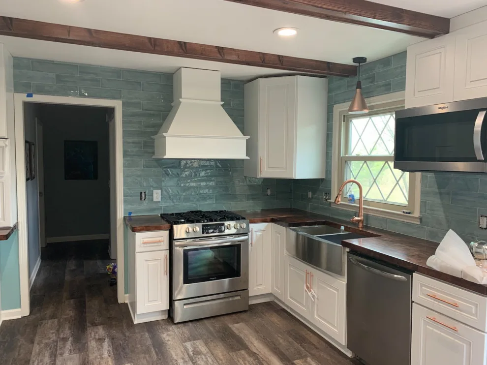 Gibson Builders LLC - Photo 4