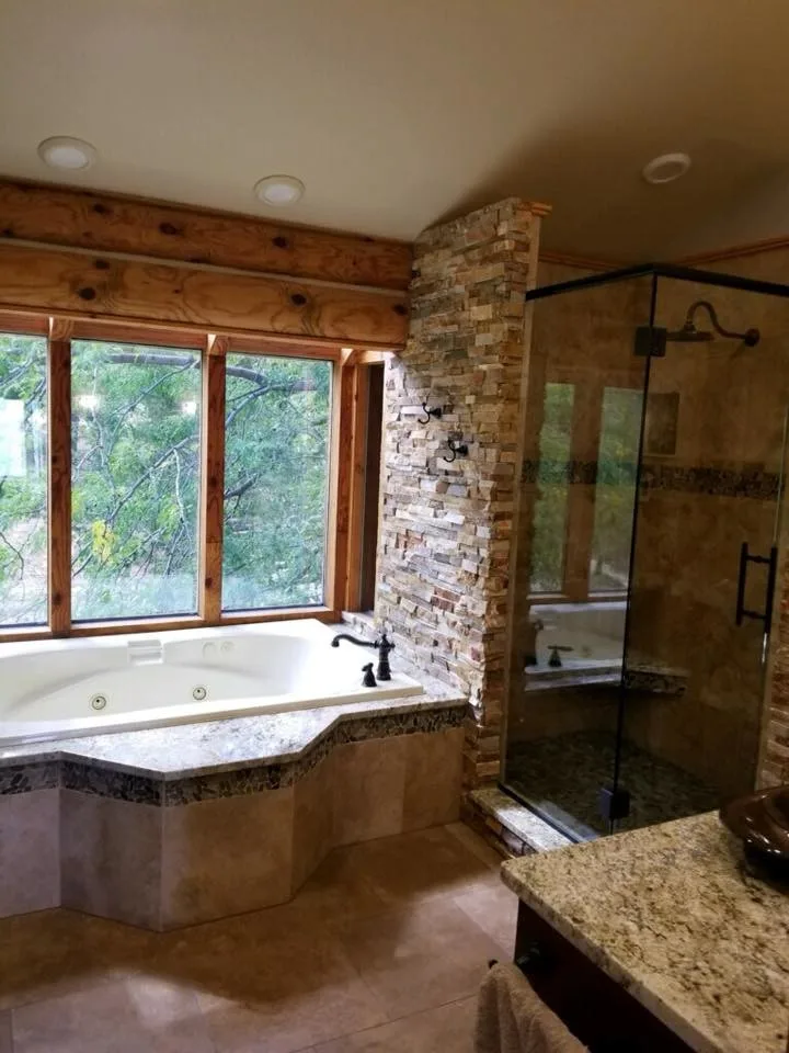 Burton's Luxury Bath & Kitchen - Photo 2
