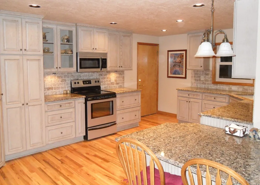 Showcase by Burton's Luxury Bath & Kitchen - Photo 7