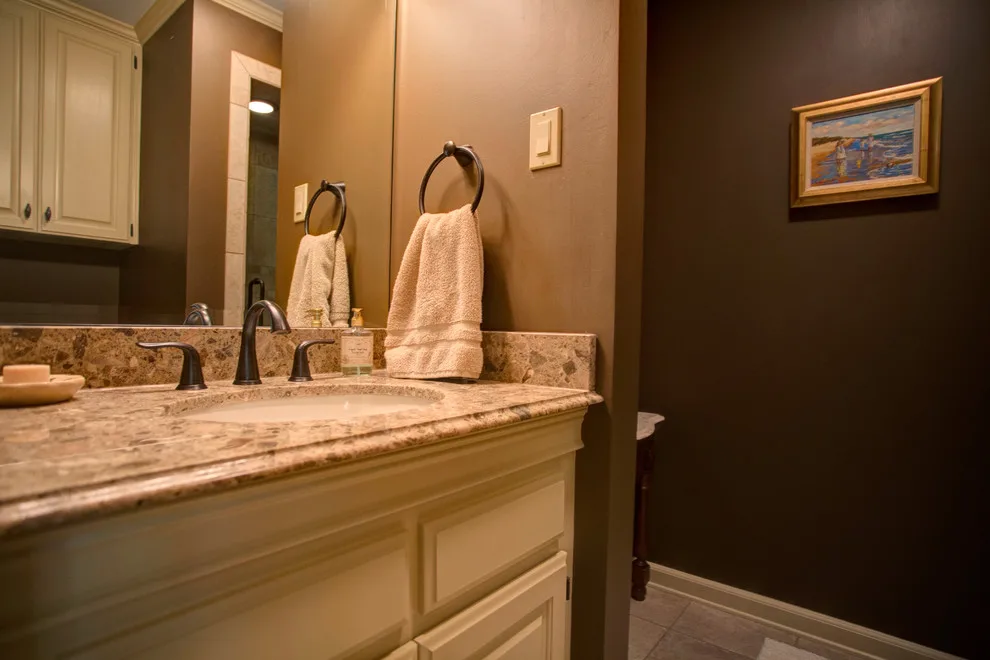 Portland Guest Bathroom 2 by Leigh Lusk Interiors - Photo 2