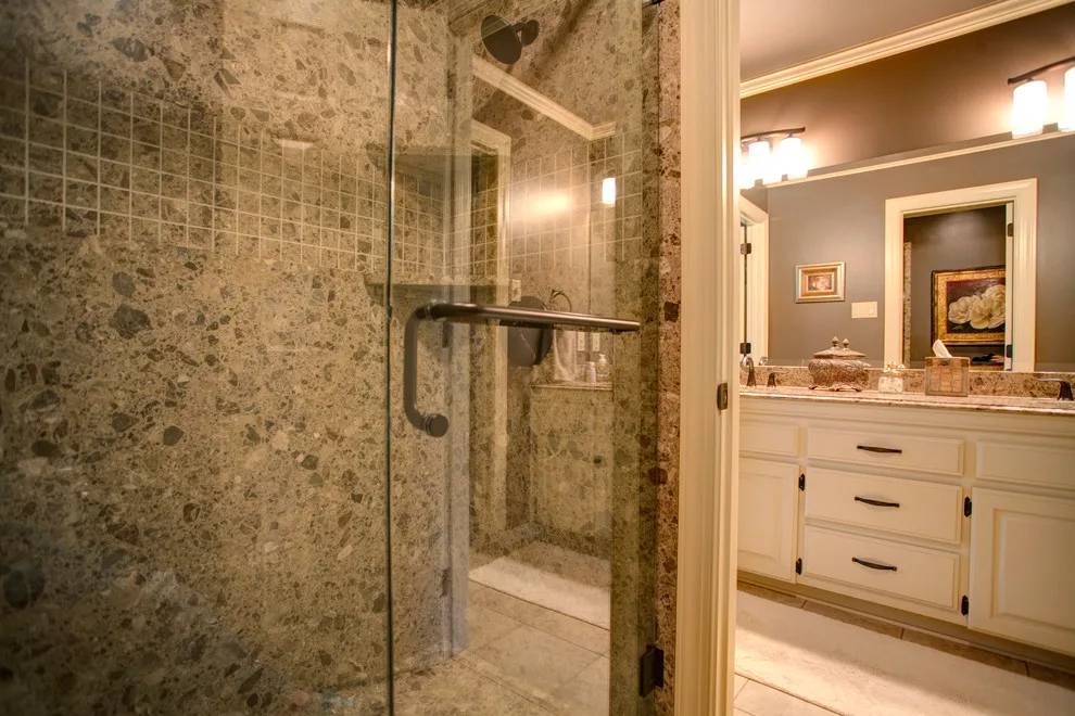 Portland Guest Bathroom by Leigh Lusk Interiors - Photo 2