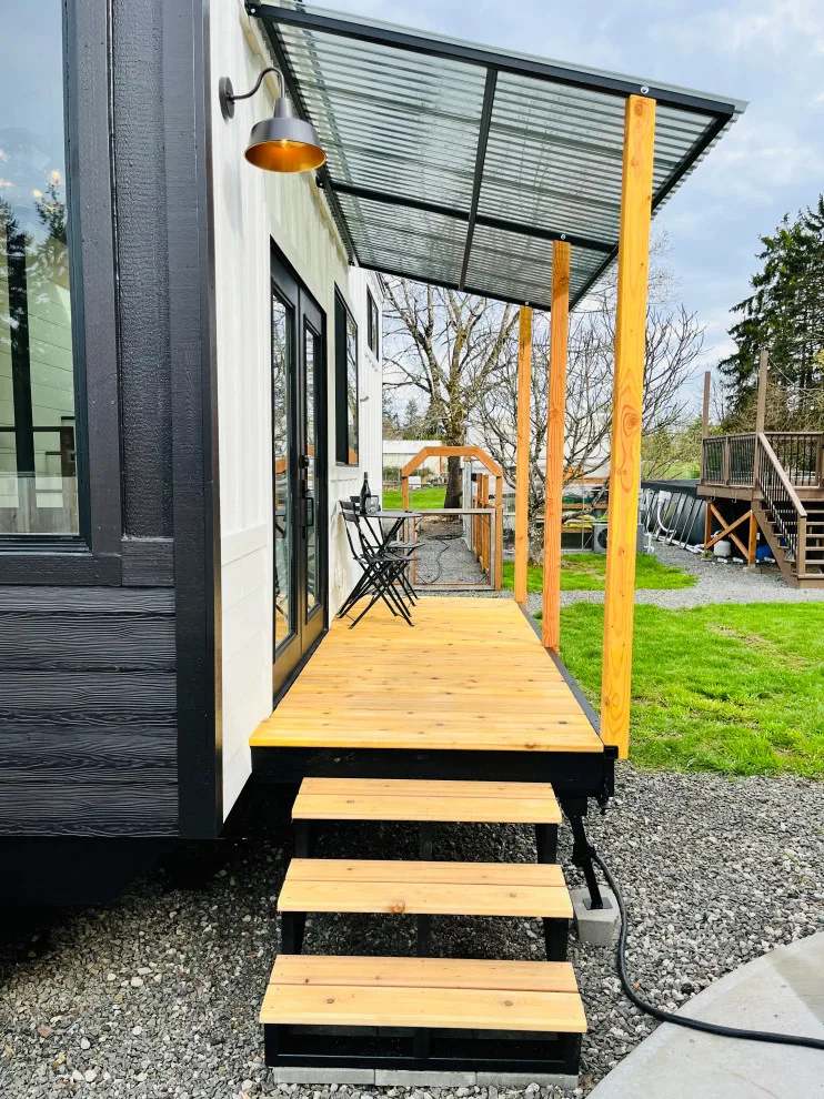 Portland Compact Dwelling by Straight Line Design And Remodeling - Photo 21