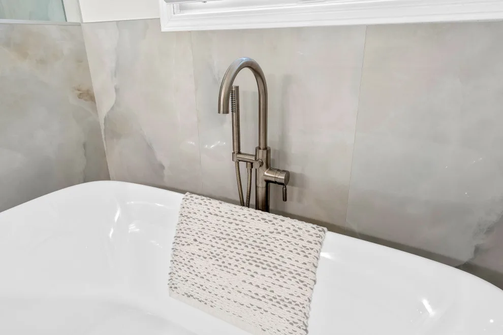 Powell Expert by Fast Bath Makeover - Photo 5