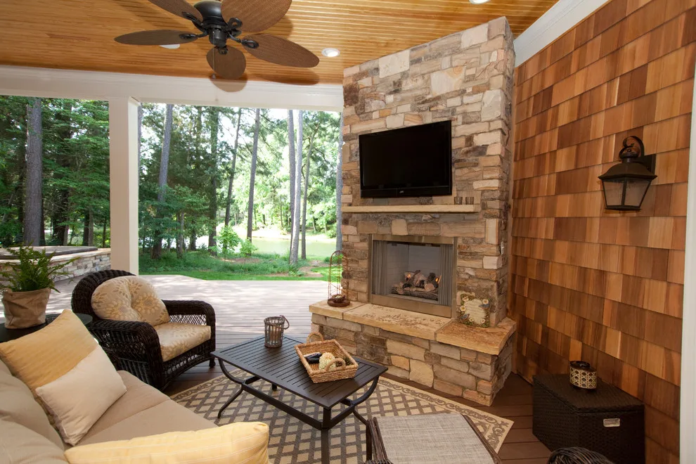 Preston Veranda by Distinctive Remodeling, LLC - Photo 3