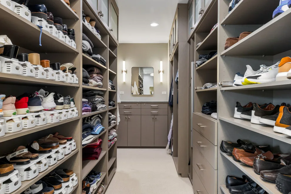 Riverwoods Bathroom and Closet Renovation by Airoom Architects-Builders-Remodelers - Photo 3