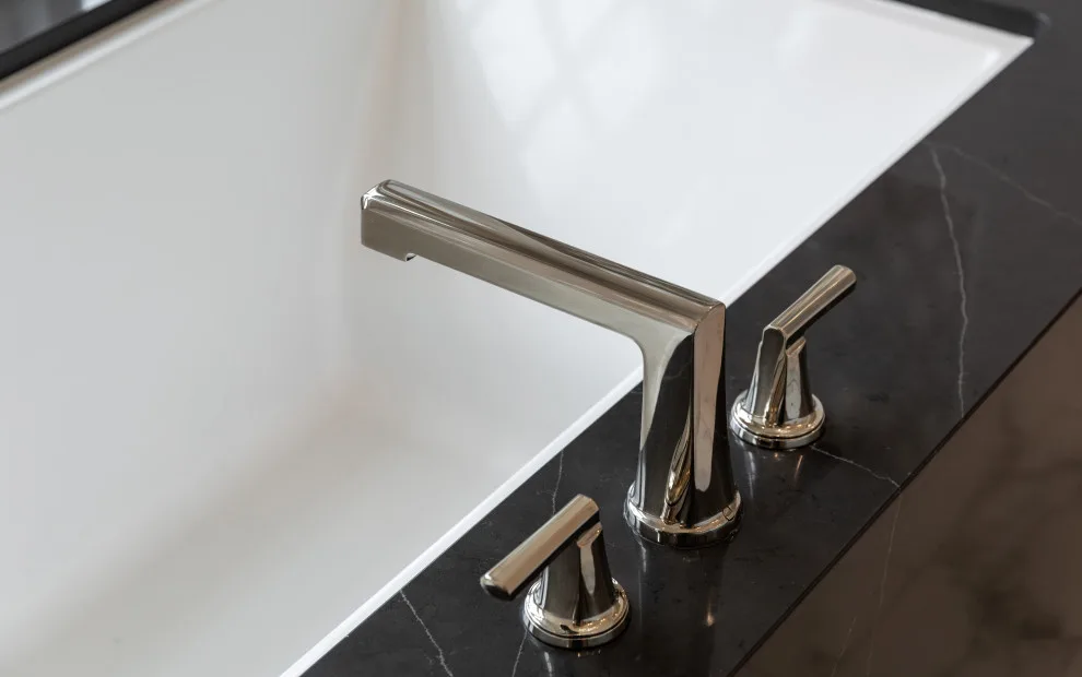 Winnetka Primary Bathroom Renovation by Airoom Architects-Builders-Remodelers - Photo 17