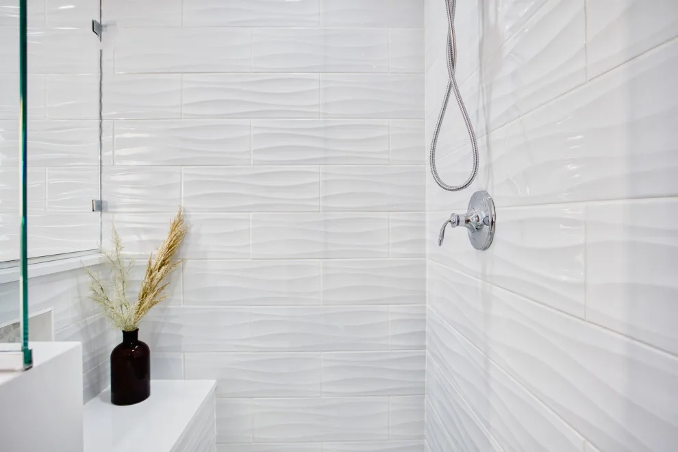 Primilia Drive Main Bathroom by Anna Kennedy With MBS Interiors - Photo 4