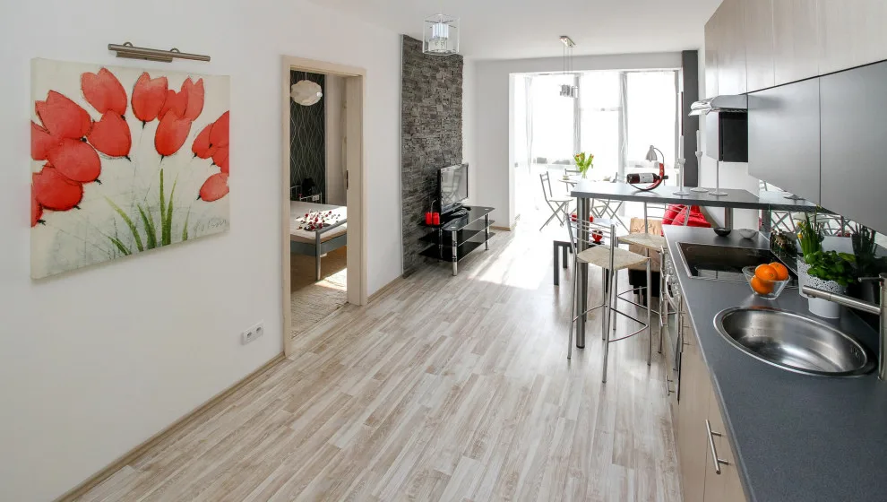 Majestic Home Renovations - Photo 7