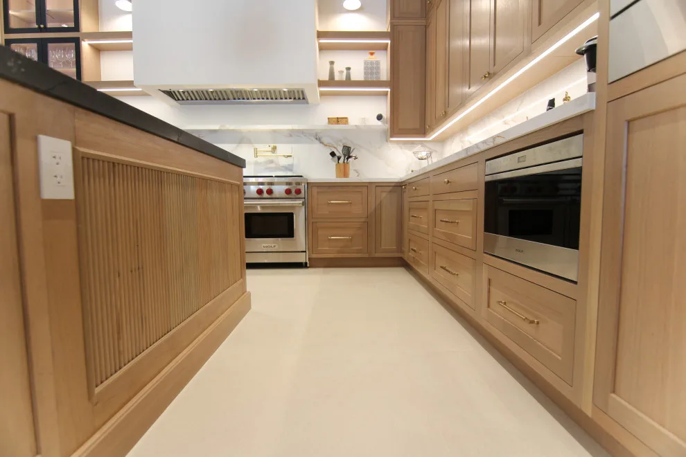 Quarter Sawn White Oak Marvel by Eleet Fine American Cabinetry - Photo 3